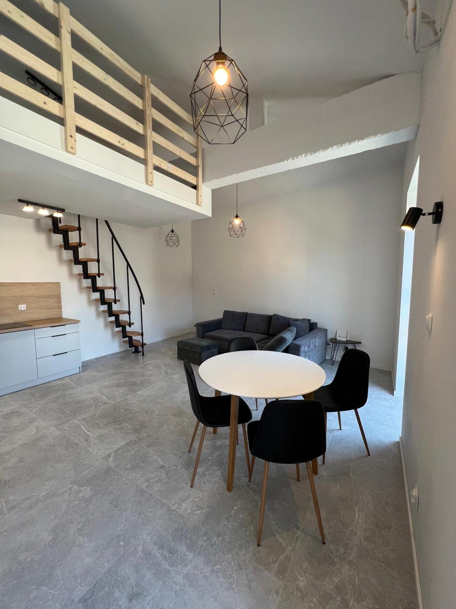 Dwupietrowy Loft Fabryka Welny 2 # Nestapartamenty Bielsko-Biala Exterior foto